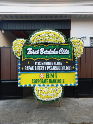 Papan Bunga Duka di Rungan Hulu